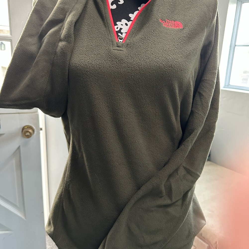 The North Face Women's Green Fleece Pullover
